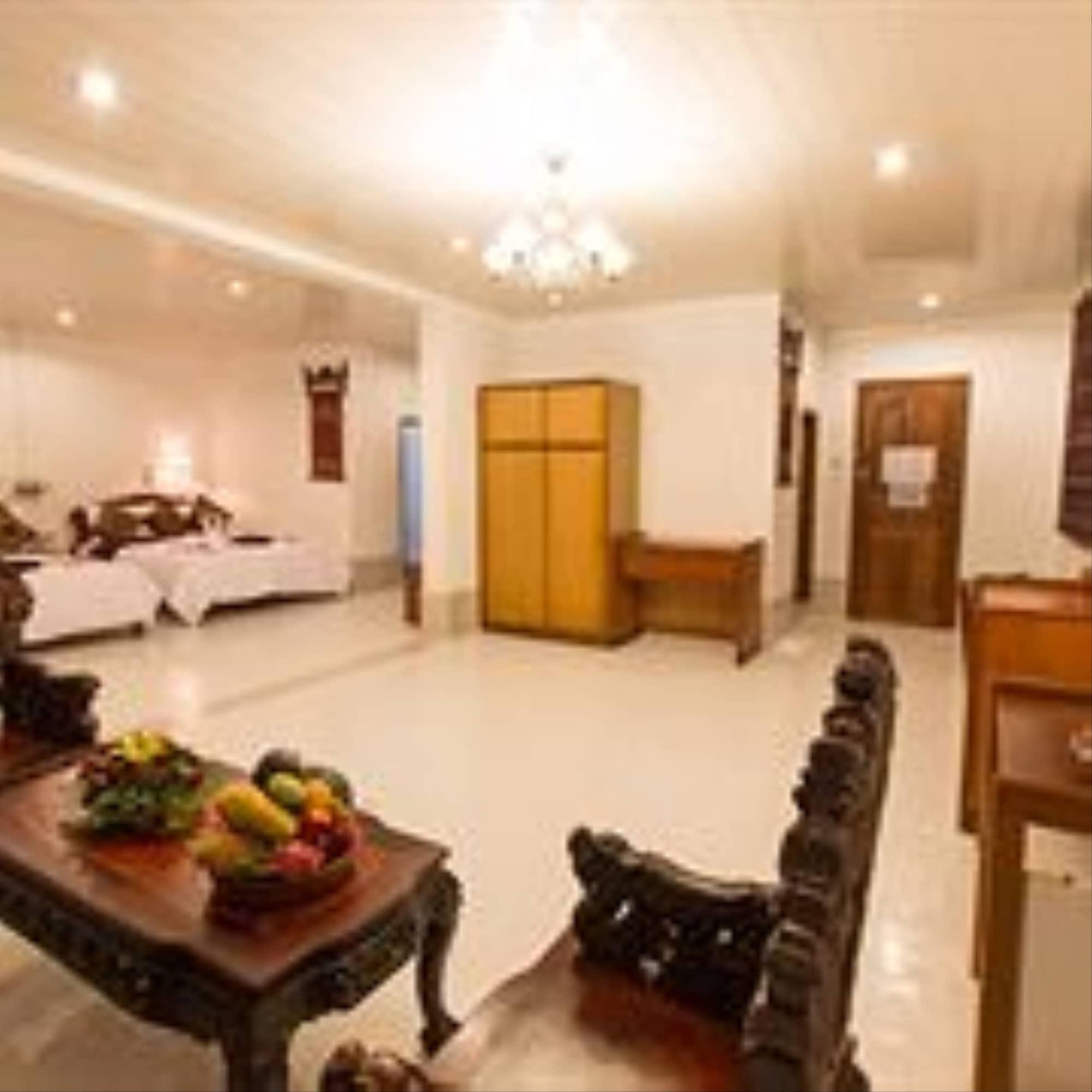 Asia Hotel Пномпень Экстерьер фото
